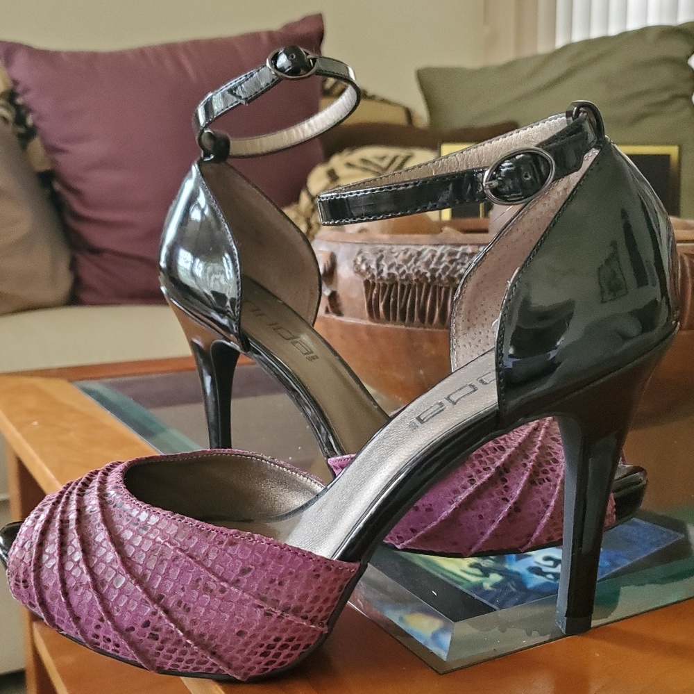 Moda Open Toe Pump - image 1